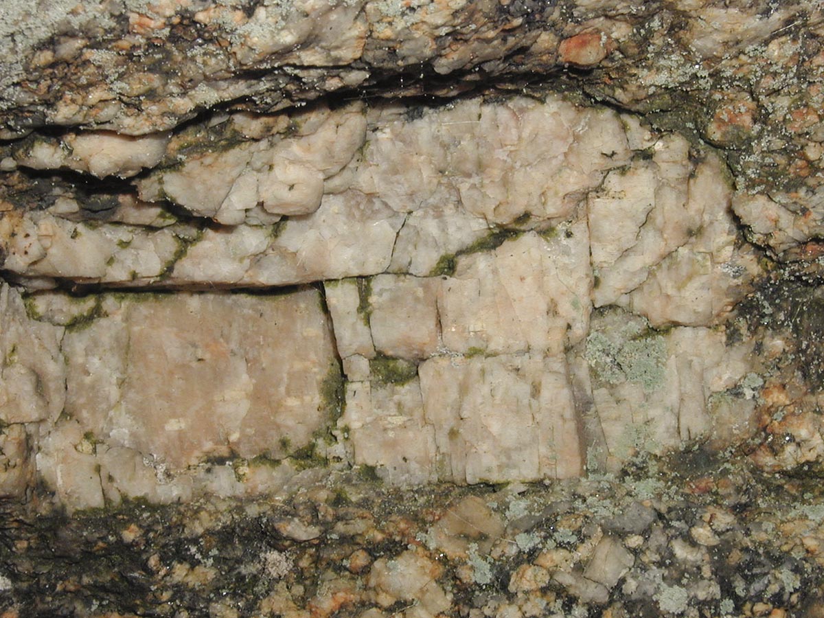 Feldspat